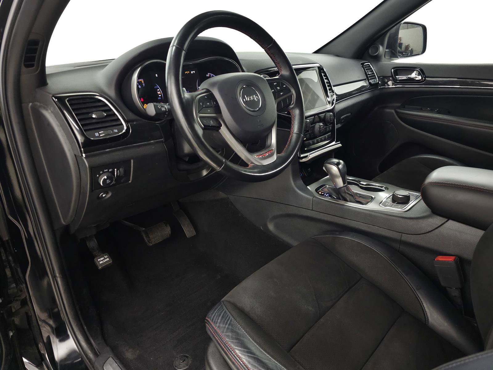 Used 2020 Jeep Grand Cherokee Trailhawk AWD/4WD image 14
