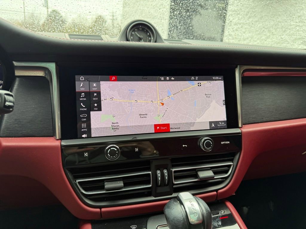 Used 2023 Porsche Macan GTS w/ Premium Package Plus image 11