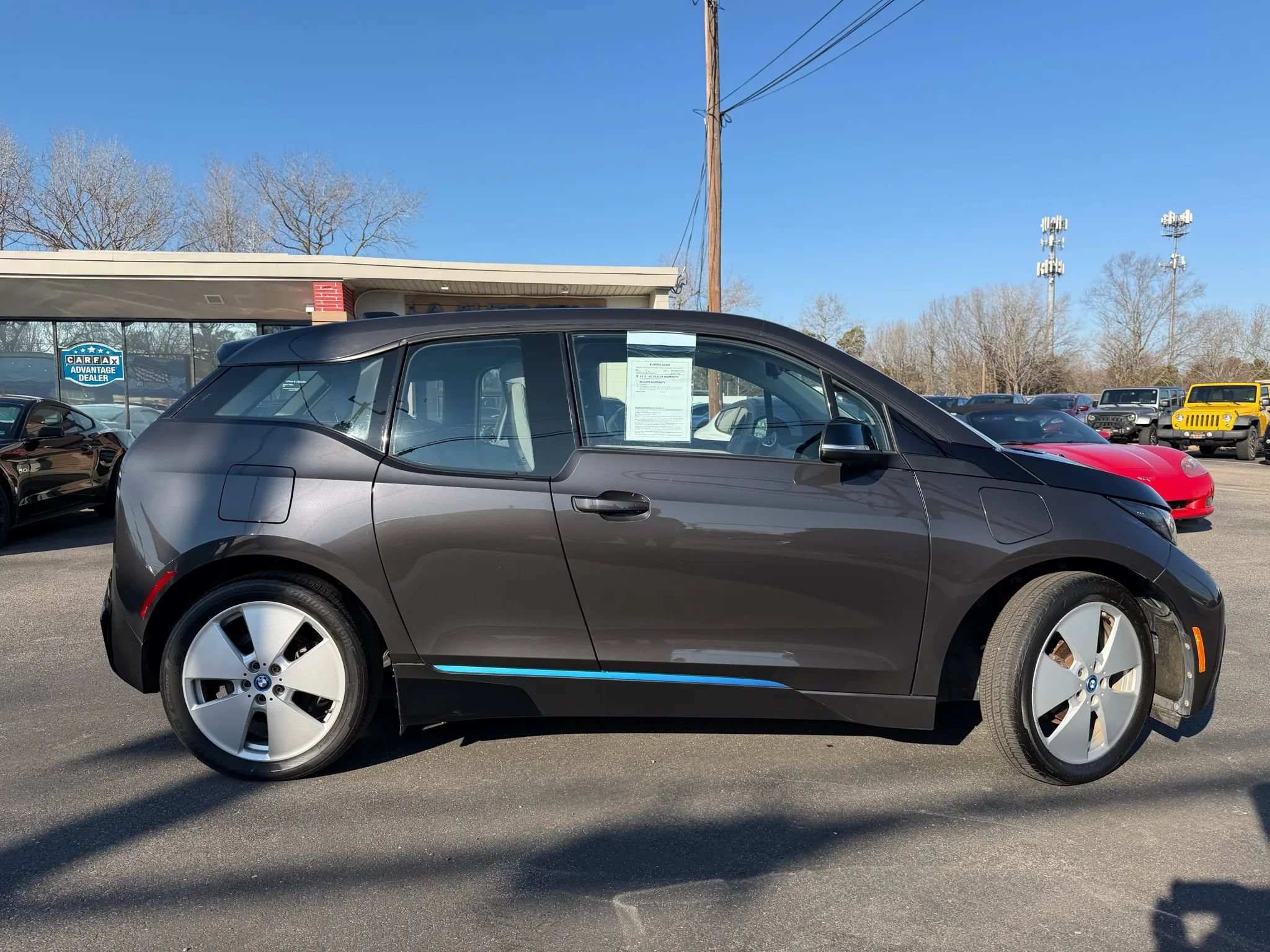 Used 2015 BMW i3 w/ Range Extender RWD image 2