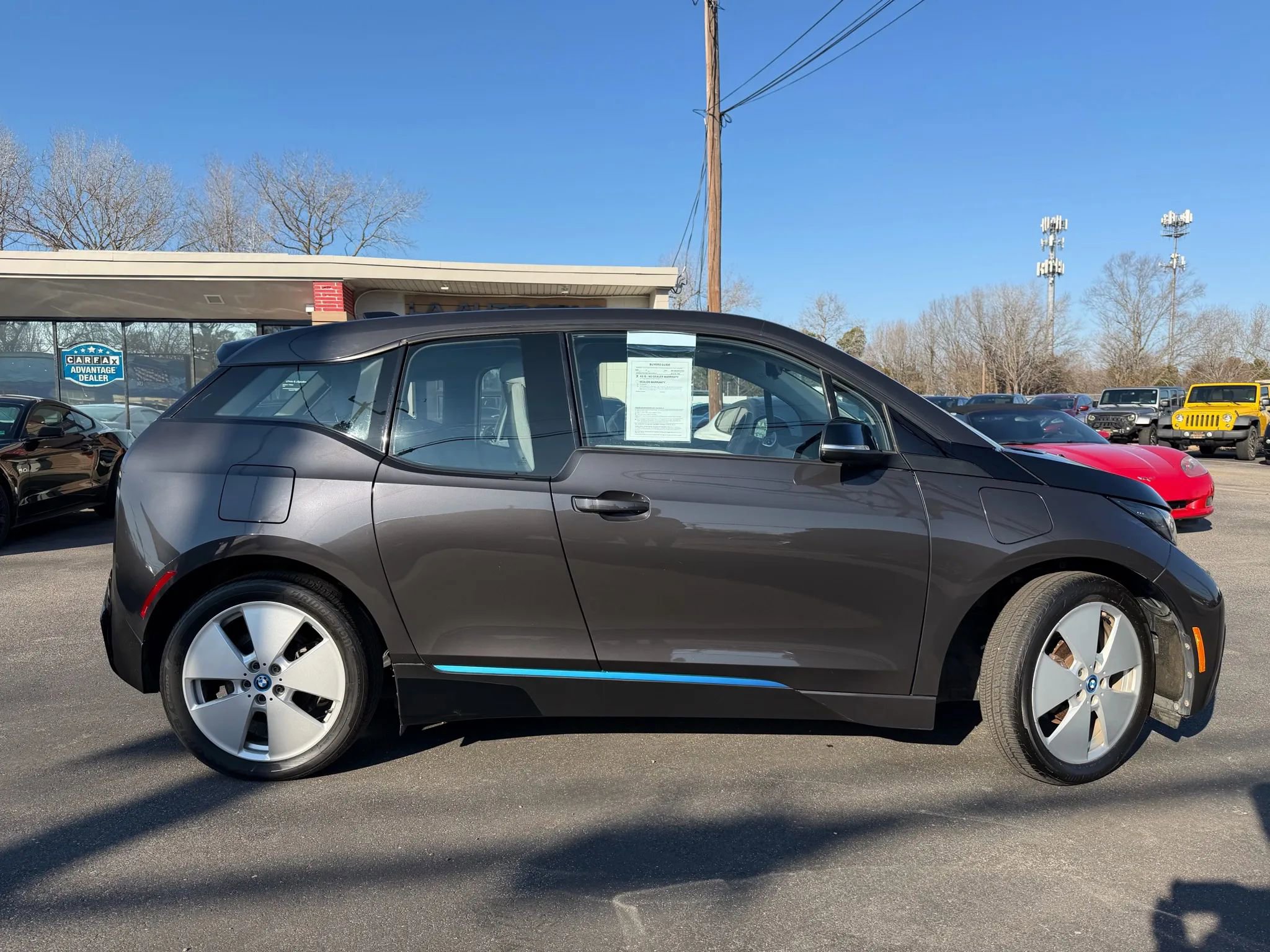 Used 2015 BMW i3 w/ Range Extender image 2