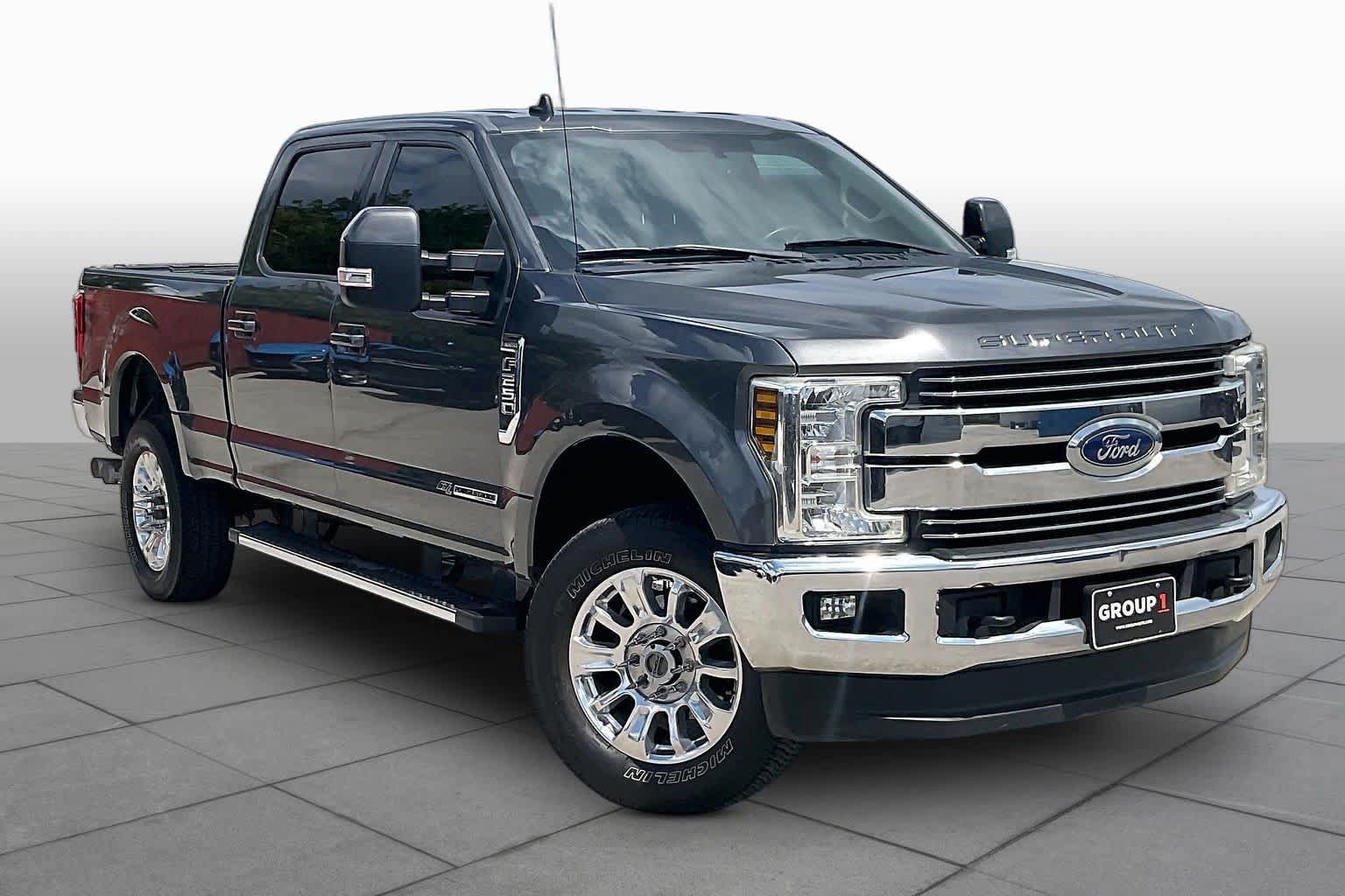 Used 2019 Ford F250 Lariat w/ Lariat Value Package AWD/4WD image 3