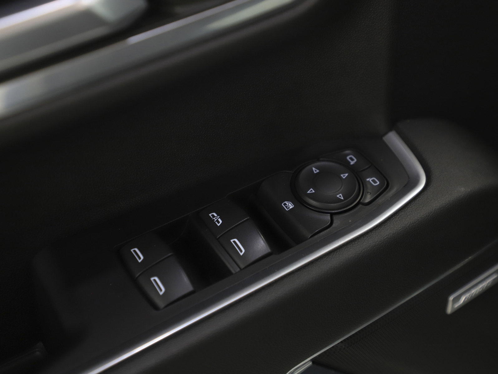 Used 2023 Chevrolet Silverado 1500 RST w/ Convenience Package II image 22