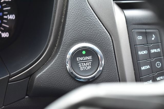 Used 2017 Ford Fusion SE image 24