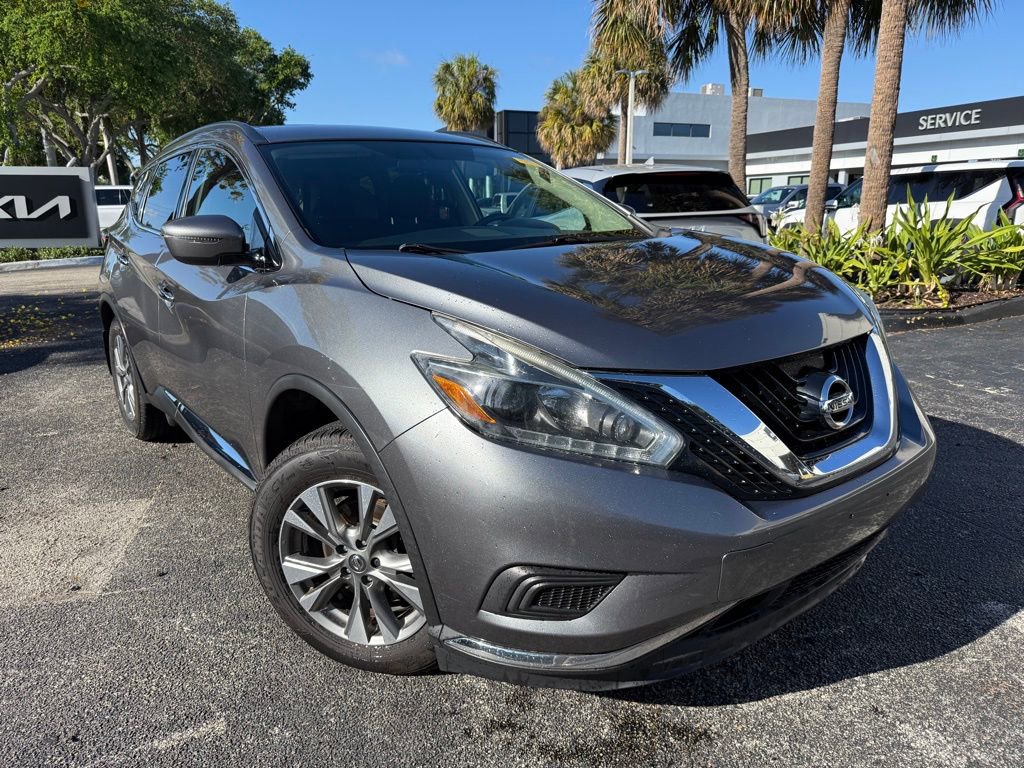 Used 2018 Nissan Murano SV video 1