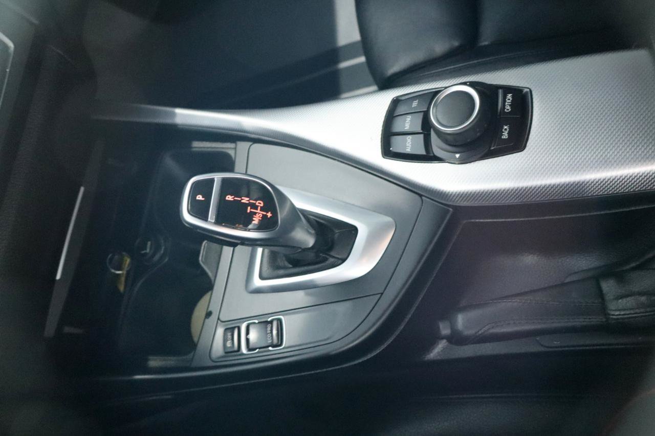 Used 2014 BMW M235i Coupe RWD image 19