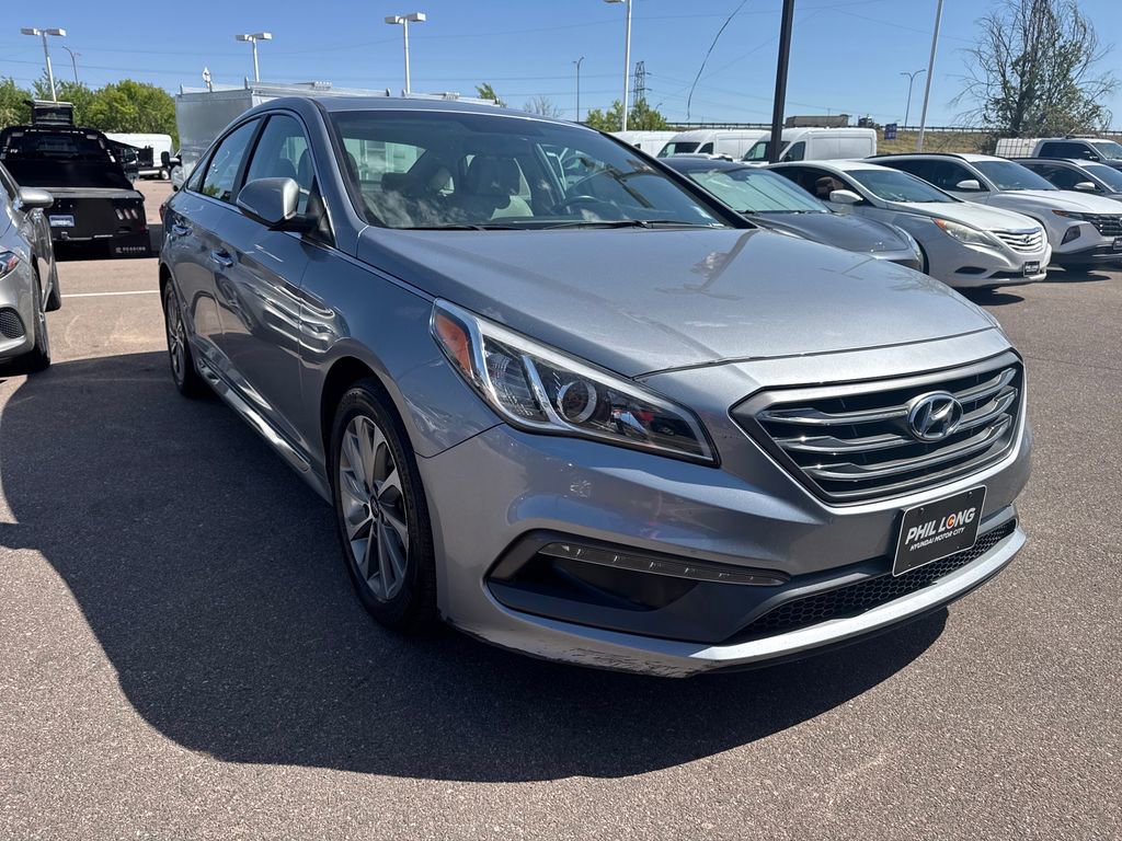 Used 2016 Hyundai Sonata Sport w/ Option Group 1V FWD image 6
