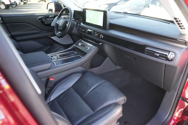 Used 2025 Lincoln Aviator Reserve w/ Equipment Group 201A image 20
