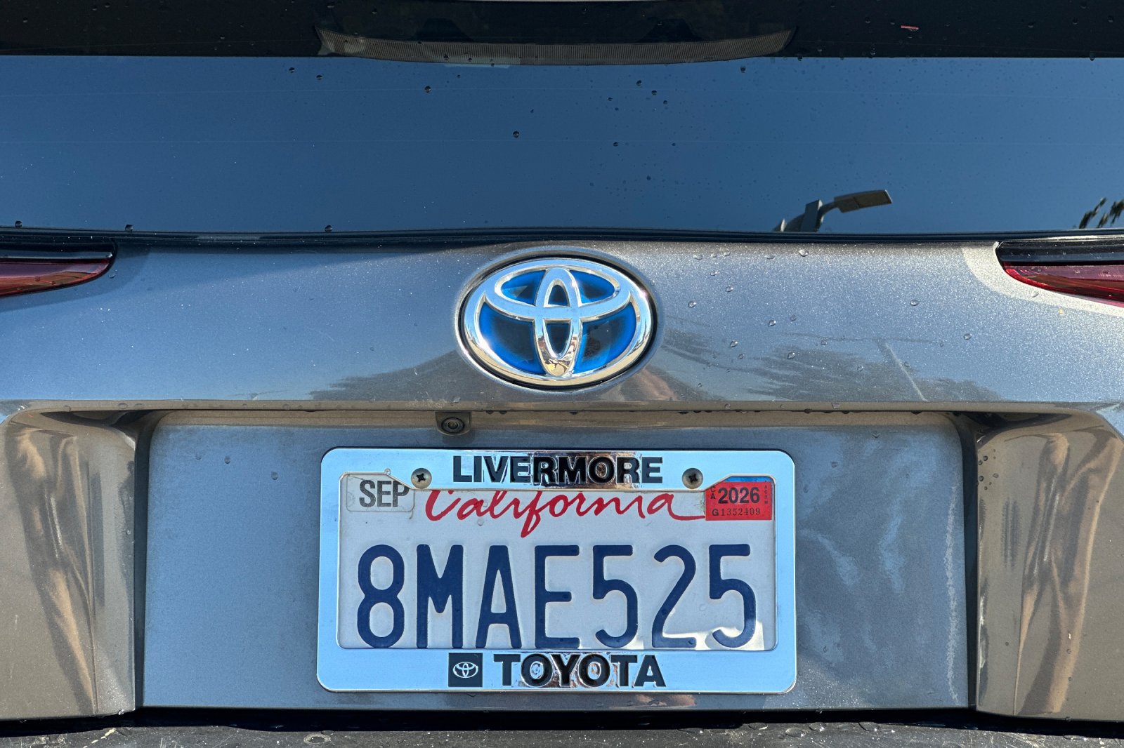 Used 2019 Toyota Prius XLE FWD image 48