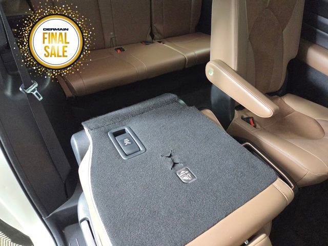 Used 2024 Toyota Grand Highlander AWD Hybrid image 18
