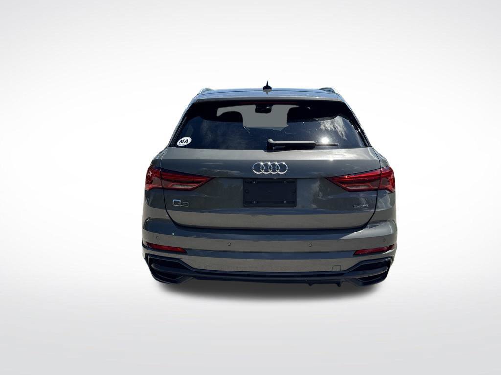 Used 2021 Audi Q3 2.0T Premium w/ Convenience Package AWD/4WD image 7