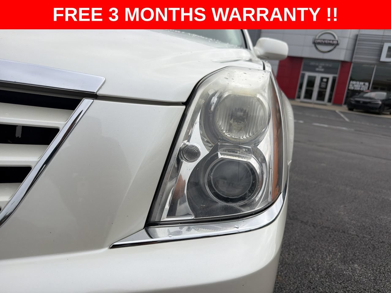 Used 2010 Cadillac DTS Premium w/ Driver Awareness Package FWD image 34