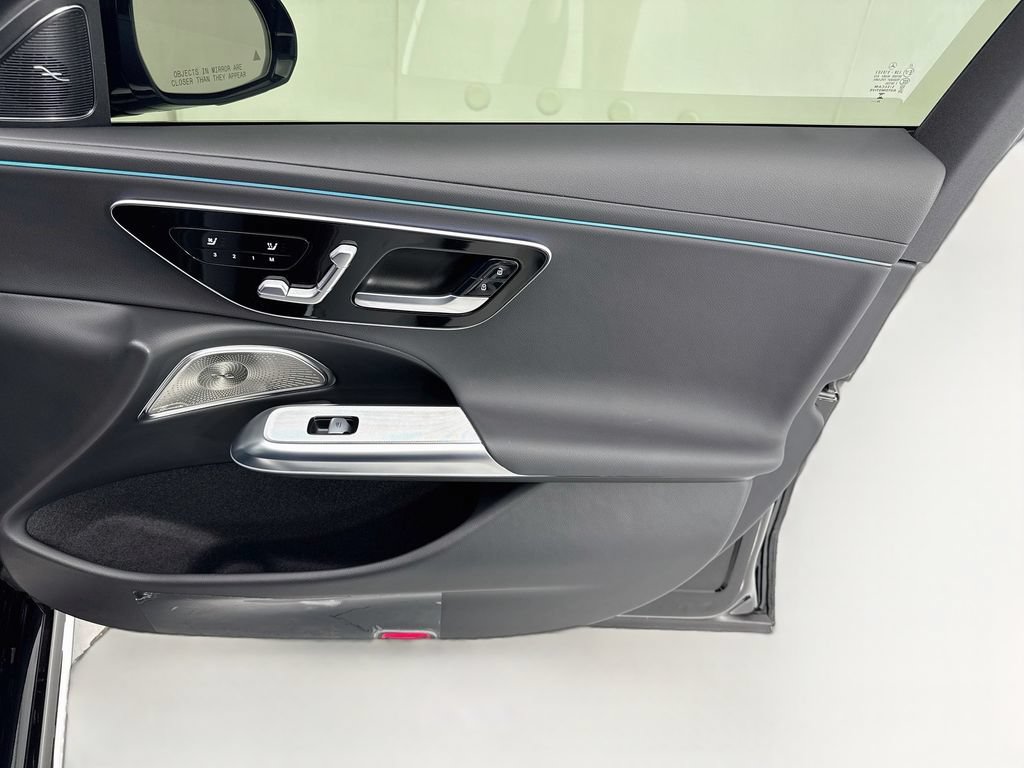 Used 2024 Mercedes-Benz E 350 4MATIC Sedan image 24