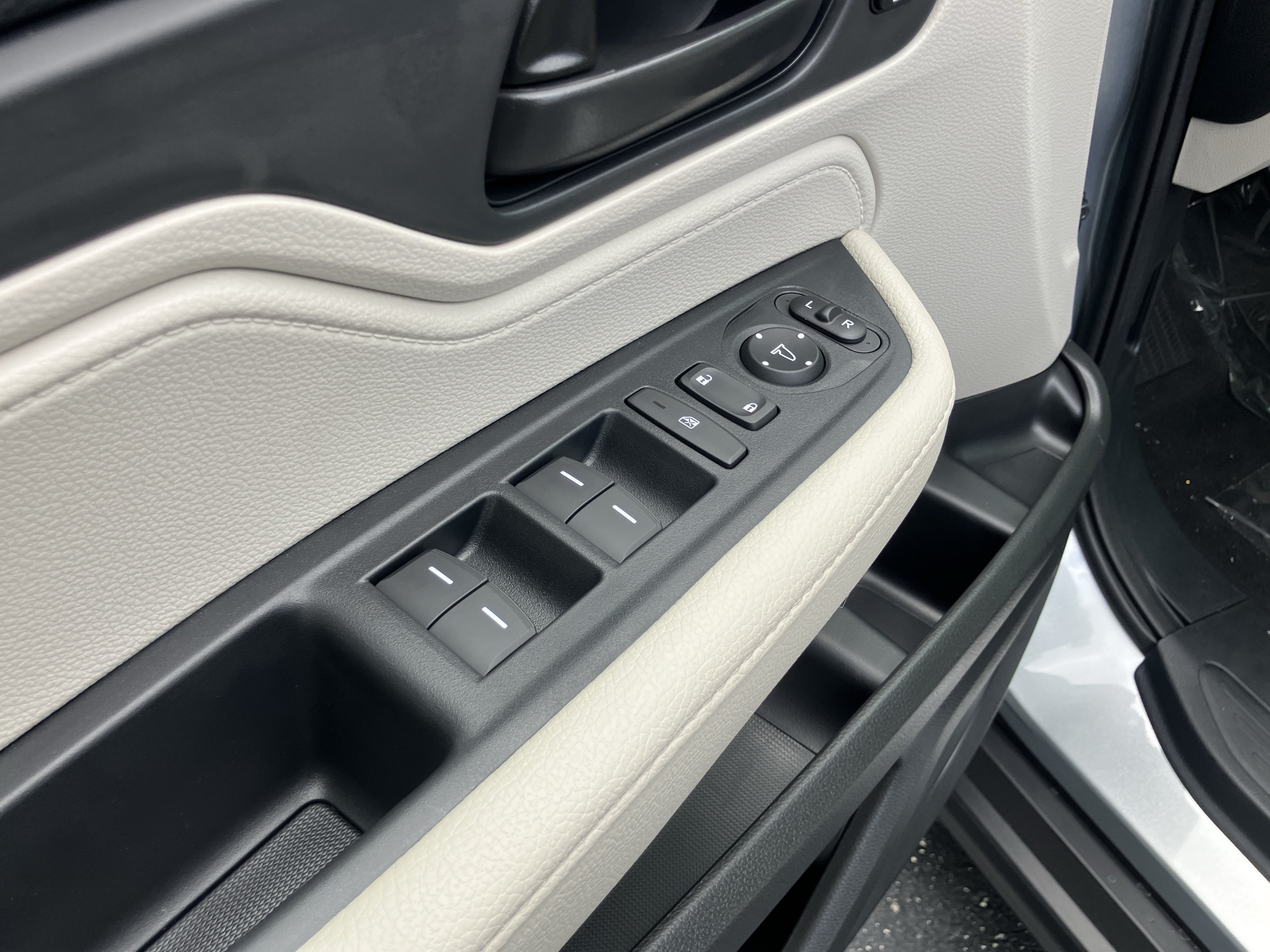 New 2026 Honda Odyssey EX-L image 14