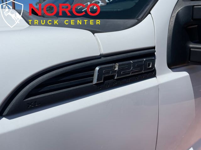 Used 2015 Ford F250 2WD Regular Cab Super Duty image 30