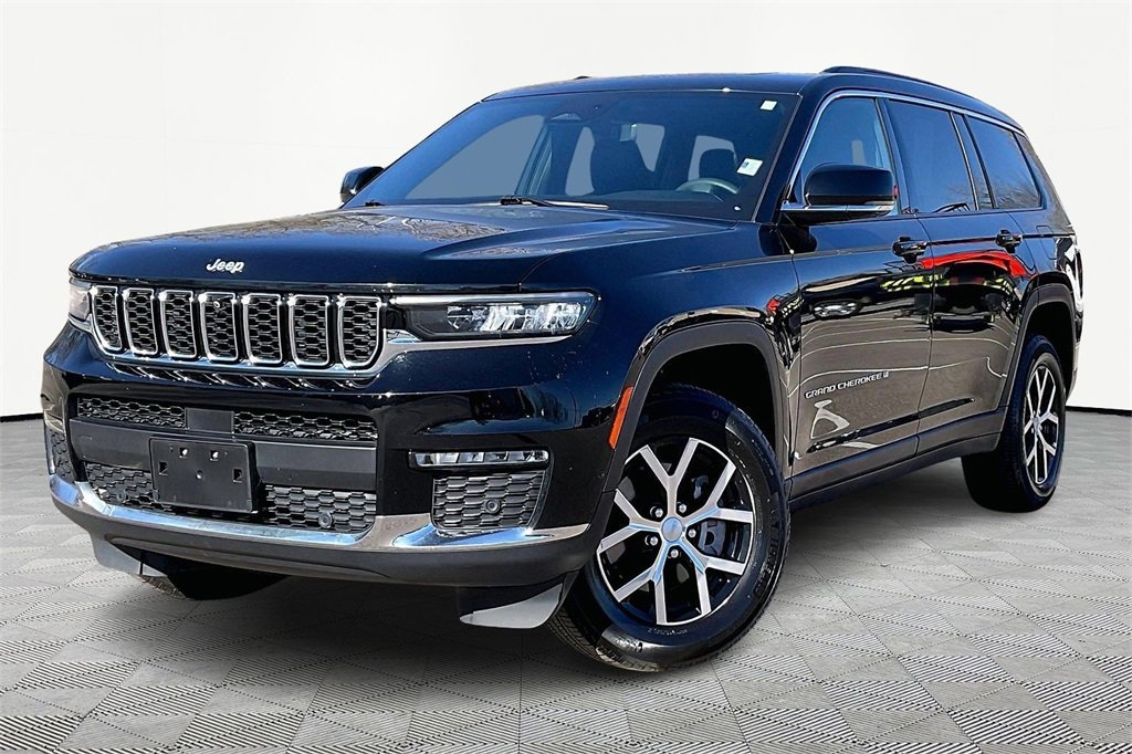 Used 2024 Jeep Grand Cherokee L Limited w/ Luxury Tech Group II image 2