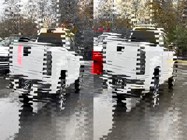 Used 2022 Chevrolet Colorado W/T w/ Custom Special Edition image 3