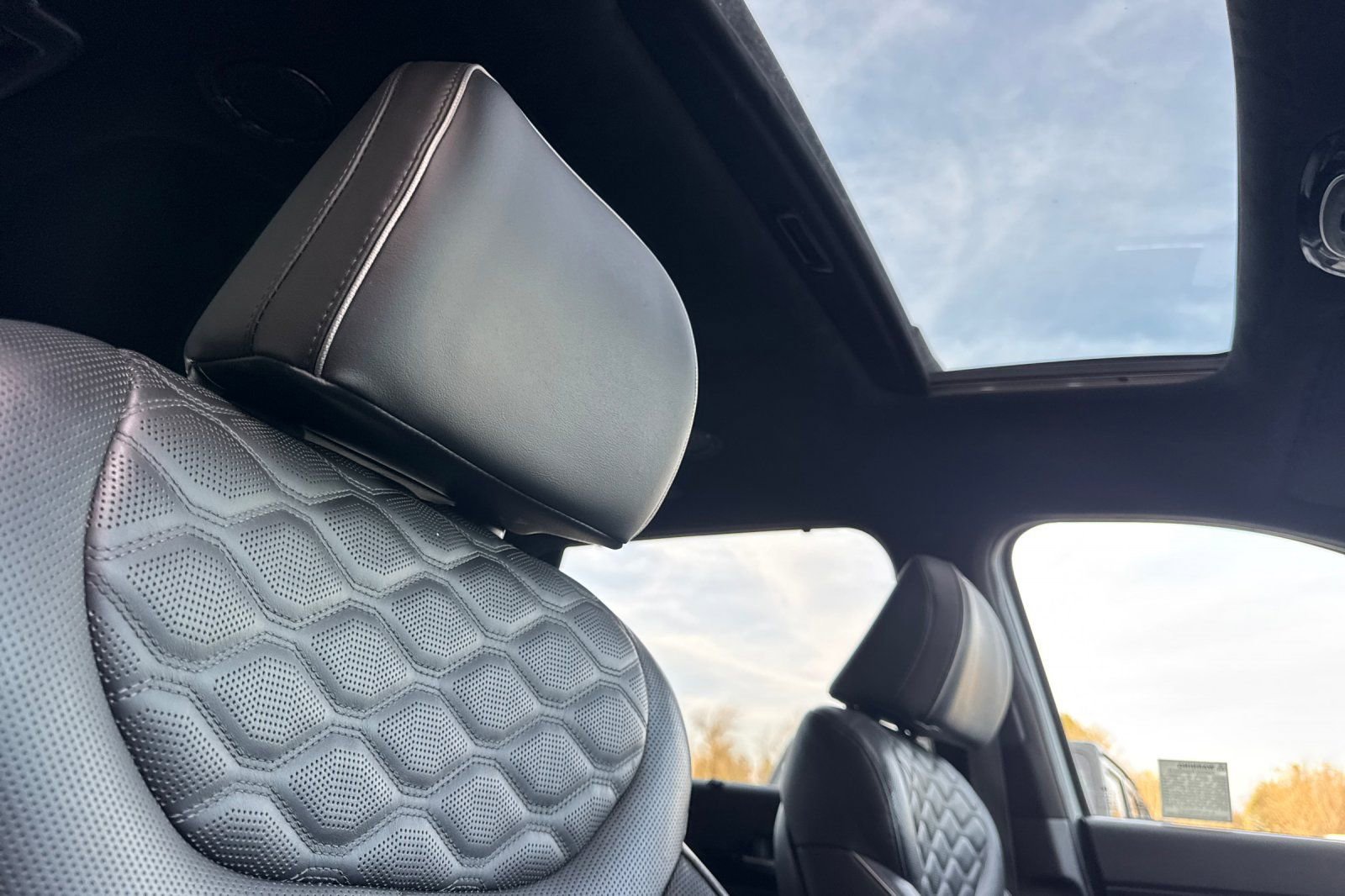 Used 2022 Hyundai Palisade Calligraphy w/ Winter Package image 20