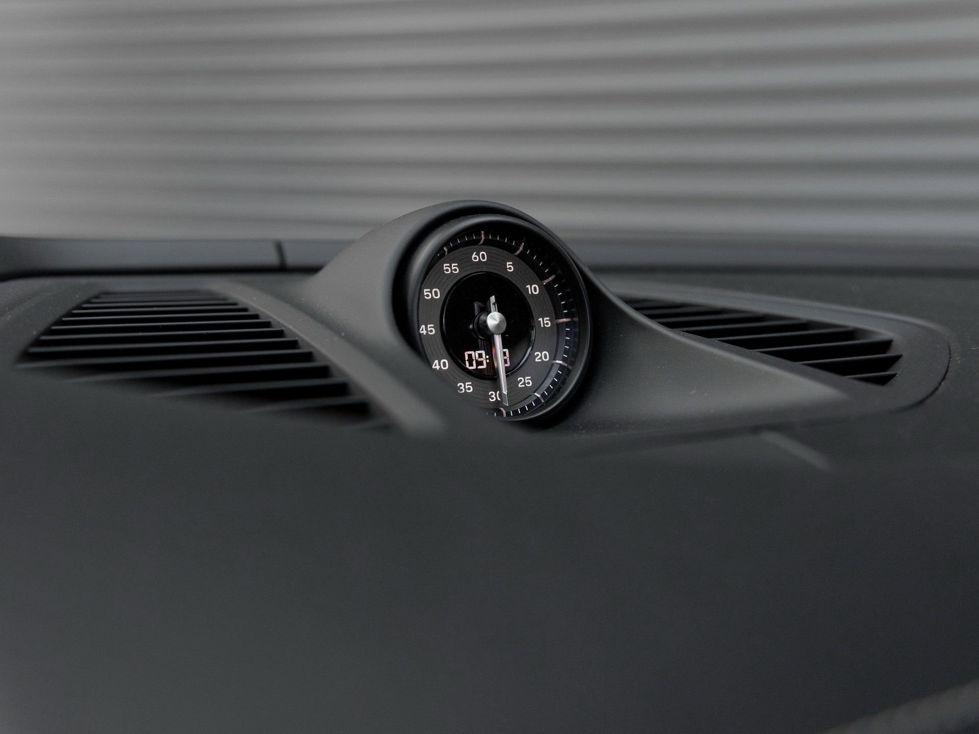 New 2024 Porsche Macan Turbo Electric image 24