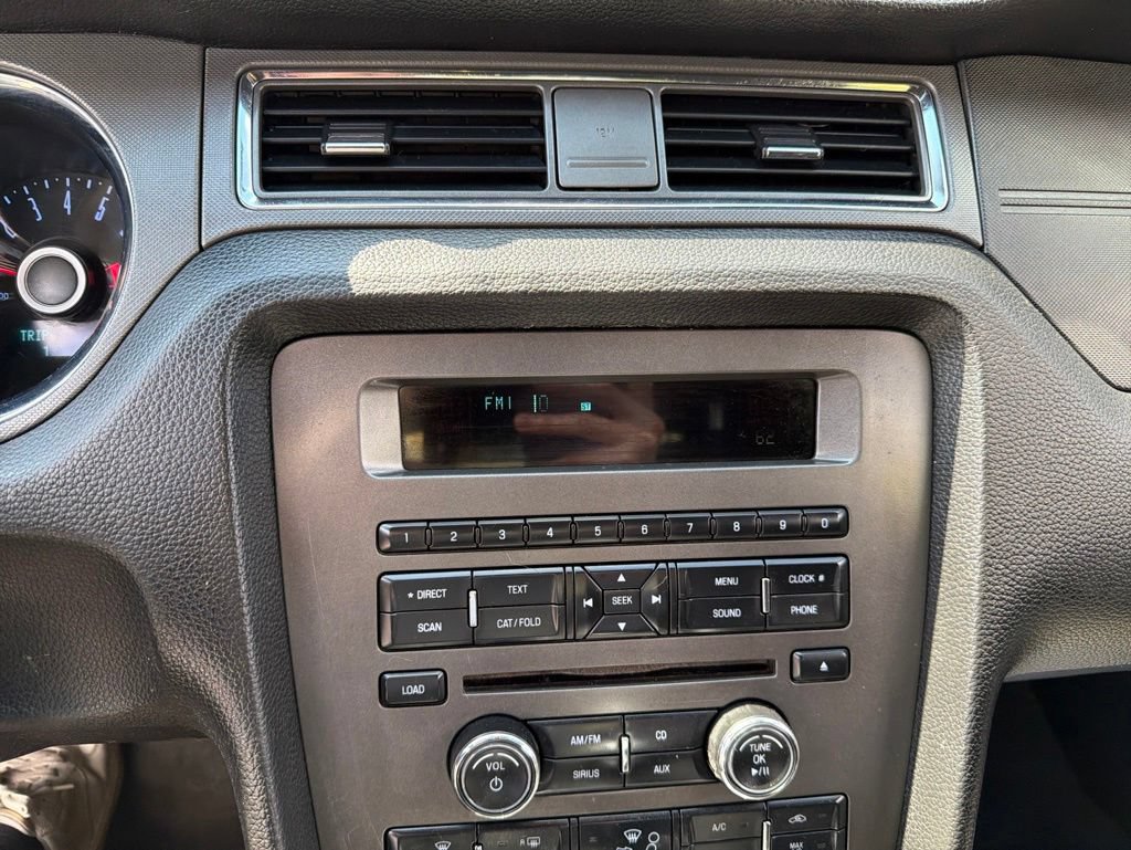 Used 2014 Ford Mustang Convertible RWD image 25