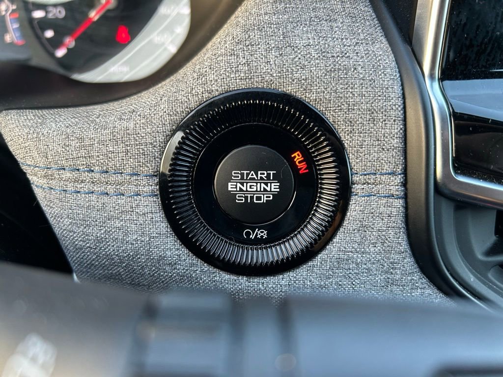 Used 2025 Jeep Compass Latitude w/ Convenience Group image 27