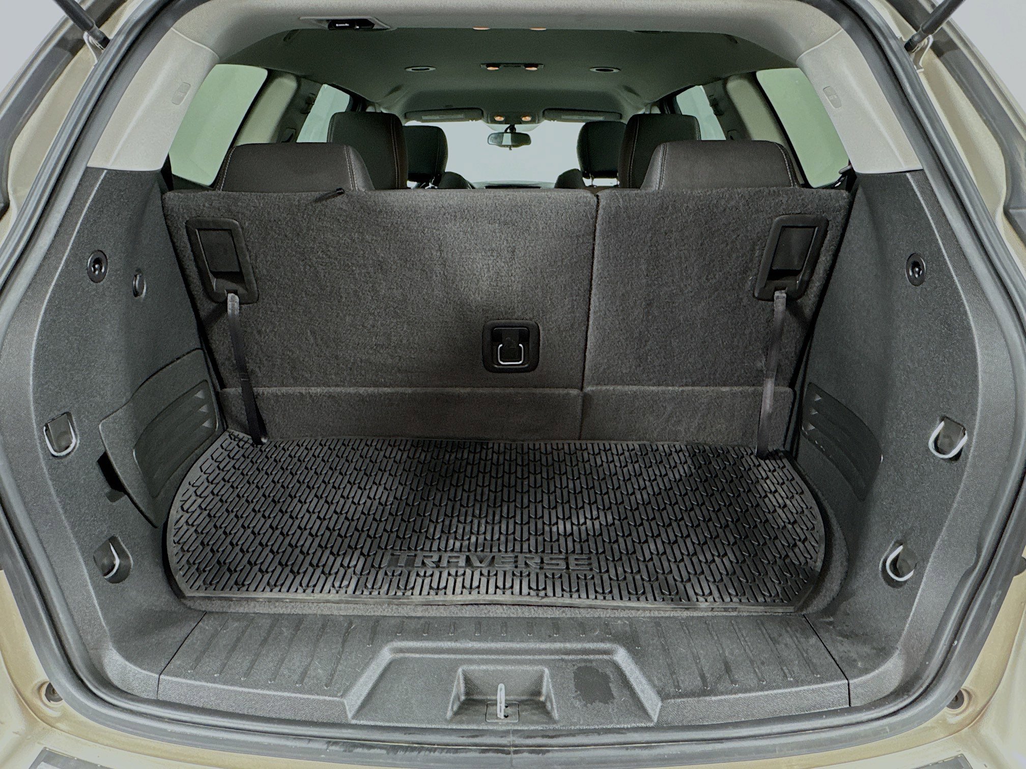 Used 2017 Chevrolet Traverse LT image 24