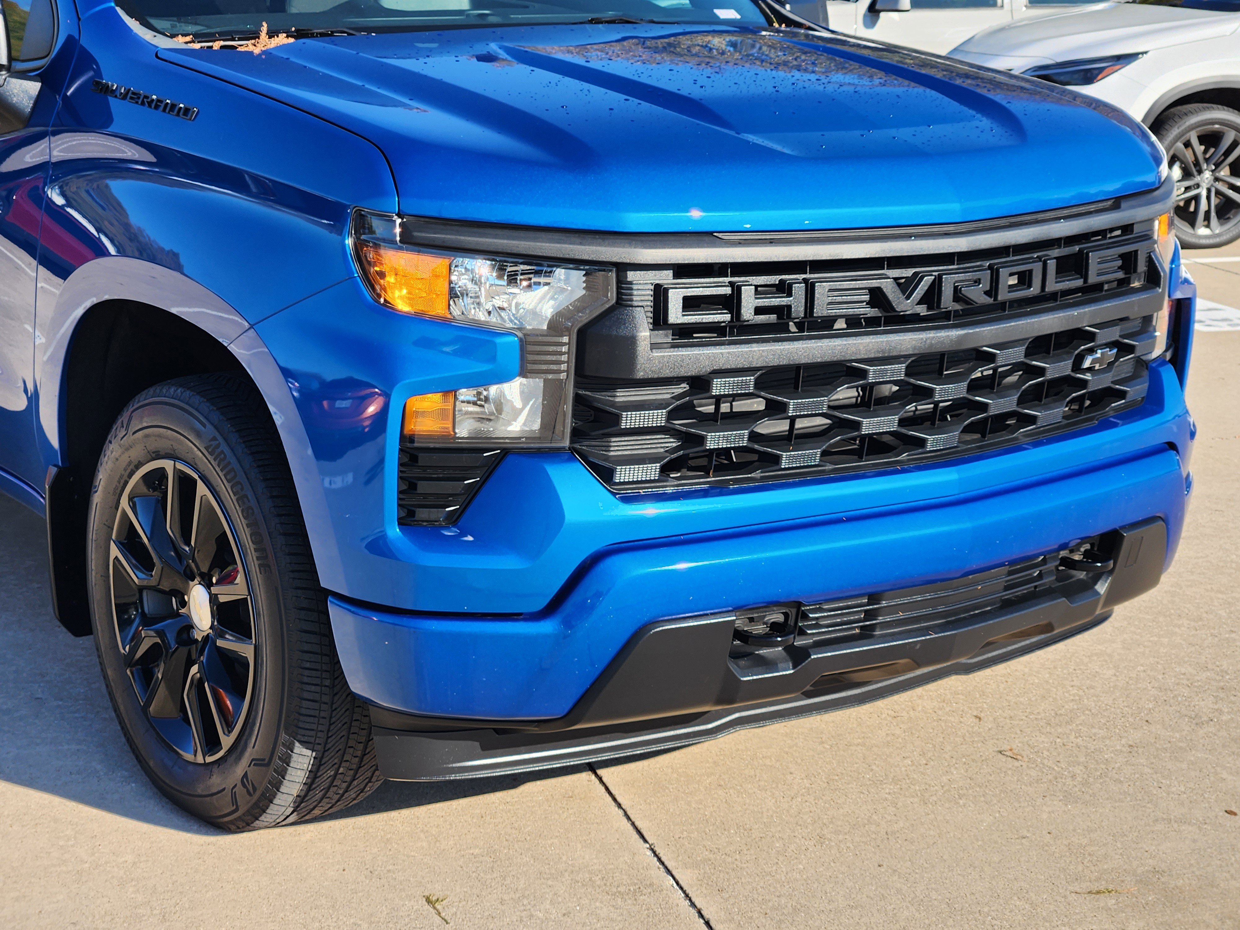 Used 2022 Chevrolet Silverado 1500 Custom w/ LPO, Dark Essentials Package image 7