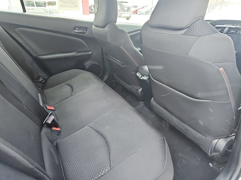 Used 2019 Toyota Prius L Eco image 11