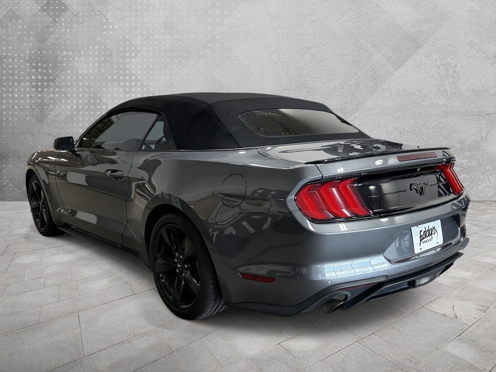 Used 2022 Ford Mustang Premium w/ Black Accent Package RWD image 6