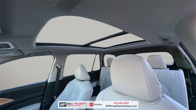 Used 2024 Toyota Grand Highlander Limited image 12