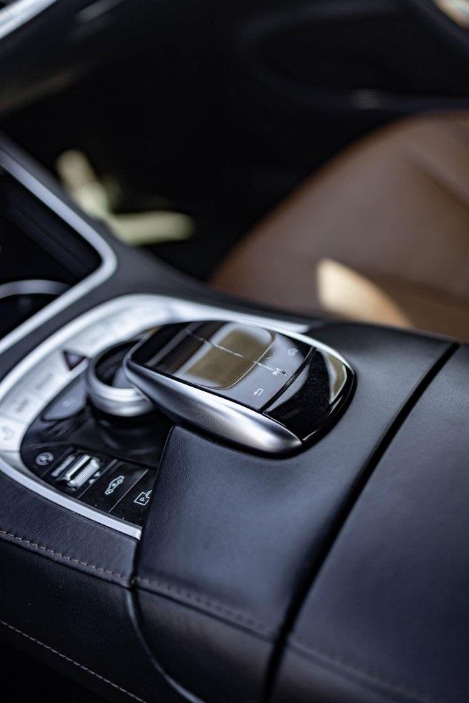 Used 2018 Mercedes-Benz S 560 Sedan w/ AMG Line Exterior image 27