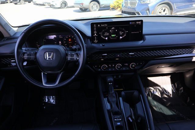 Used 2023 Honda Accord Touring image 14