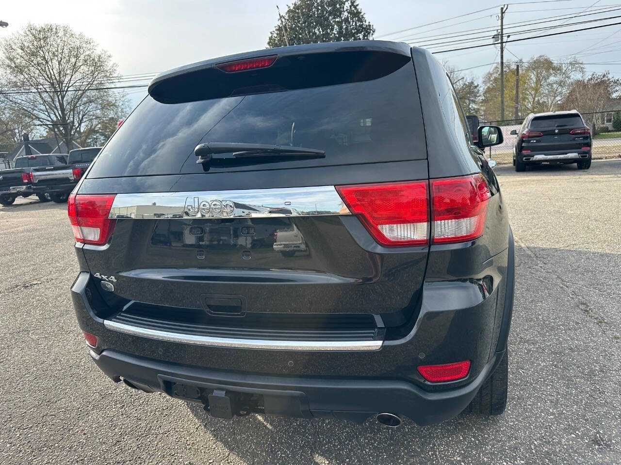 Used 2013 Jeep Grand Cherokee Overland image 21