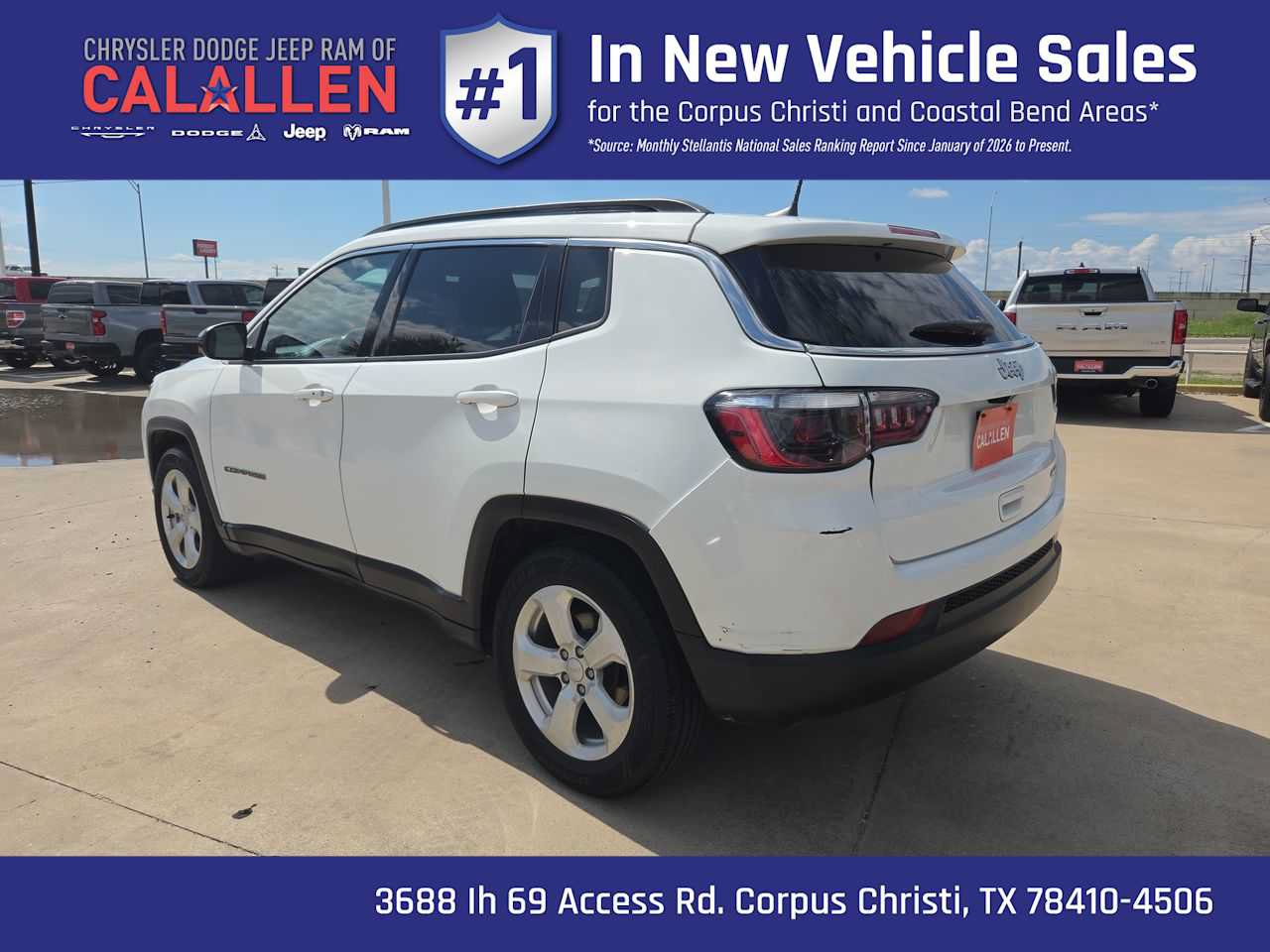 Used 2022 Jeep Compass Latitude w/ Sun and Sound Group FWD image 12
