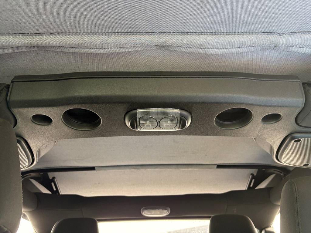 Used 2016 Jeep Wrangler Unlimited Sport image 29