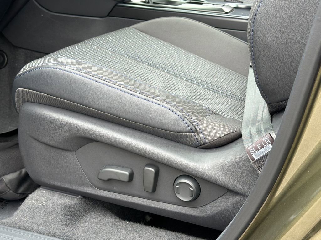 New 2026 Subaru Forester Premium AWD/4WD image 16