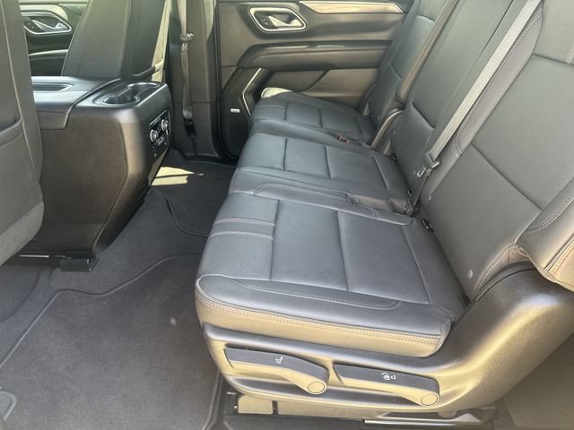 Certified 2024 Chevrolet Suburban RST w/ Luxury Package AWD/4WD image 24
