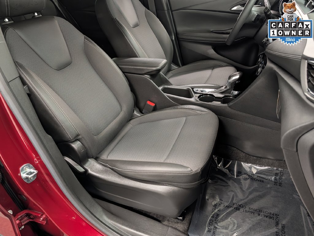Used 2023 Buick Encore GX Preferred w/ Cold Weather Comfort Package AWD/4WD image 37