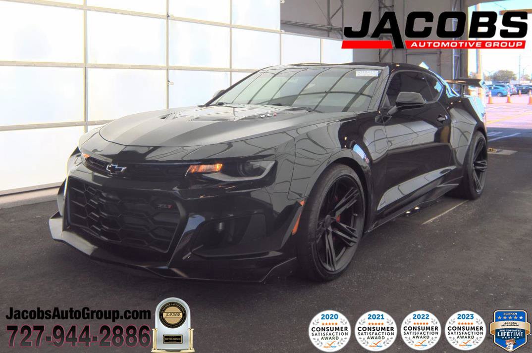 Used 2022 Chevrolet Camaro ZL1 RWD image 1