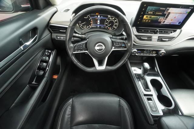Used 2023 Nissan Altima 2.5 SL AWD/4WD image 13