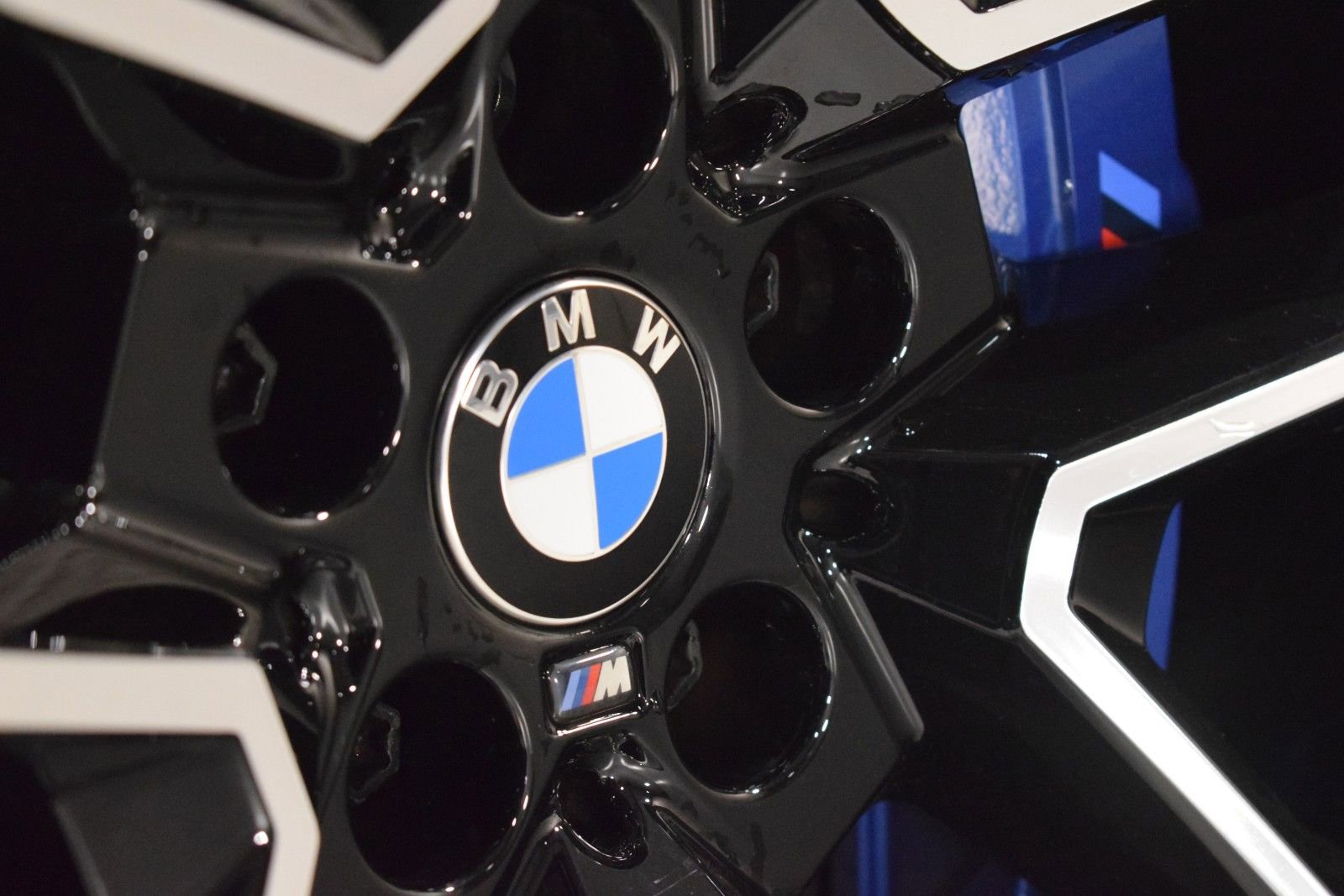 Used 2025 BMW X5 M Competition AWD/4WD image 18