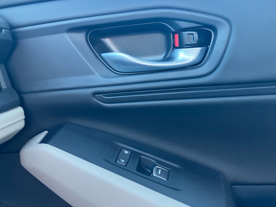 Certified 2025 Honda Accord SE image 32