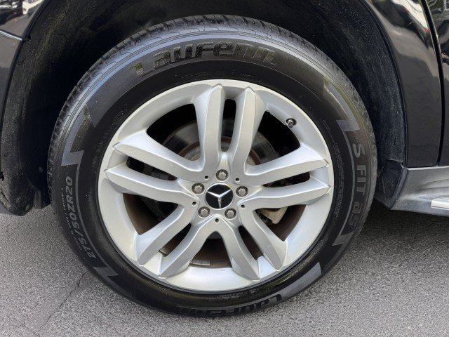 Used 2017 Mercedes-Benz GLS 450 4MATIC w/ Premium Package image 45