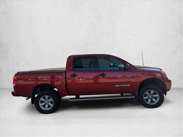 Used 2015 Nissan Titan SV image 4