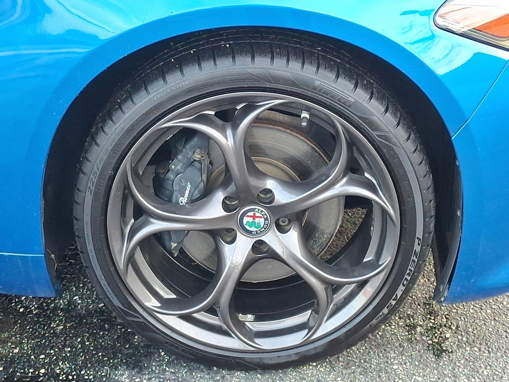 Used 2020 Alfa Romeo Giulia Ti Sport w/ Quick Order Package 22S Sport image 9