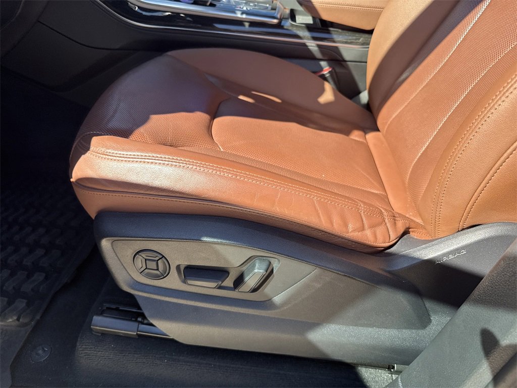 Used 2021 Audi Q7 3.0T Premium Plus w/ Executive Package image 13