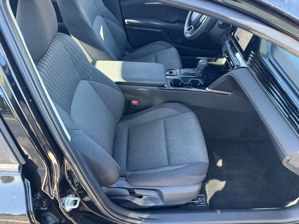 Certified 2025 Toyota Camry LE image 41