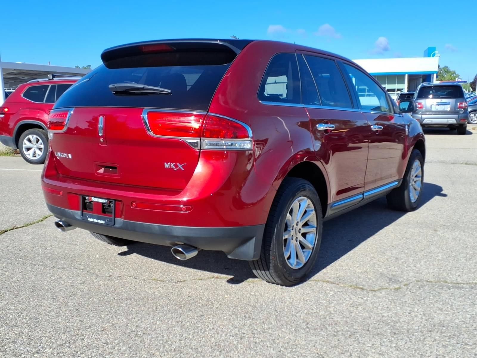 Used 2015 Lincoln MKX FWD w/ Equipment Group 101A image 7