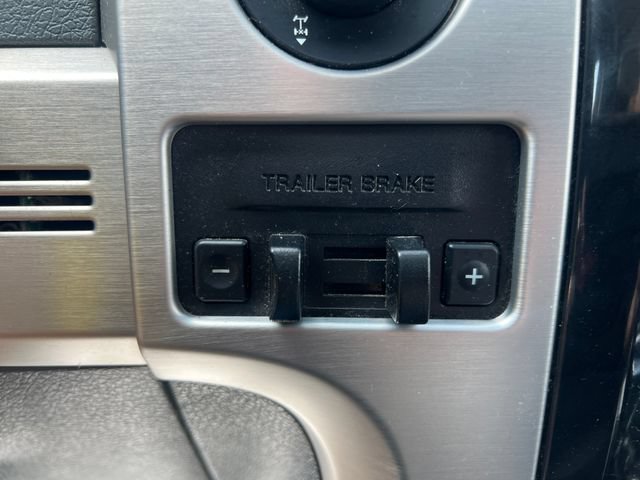 Used 2012 Ford F150 Platinum AWD/4WD image 32