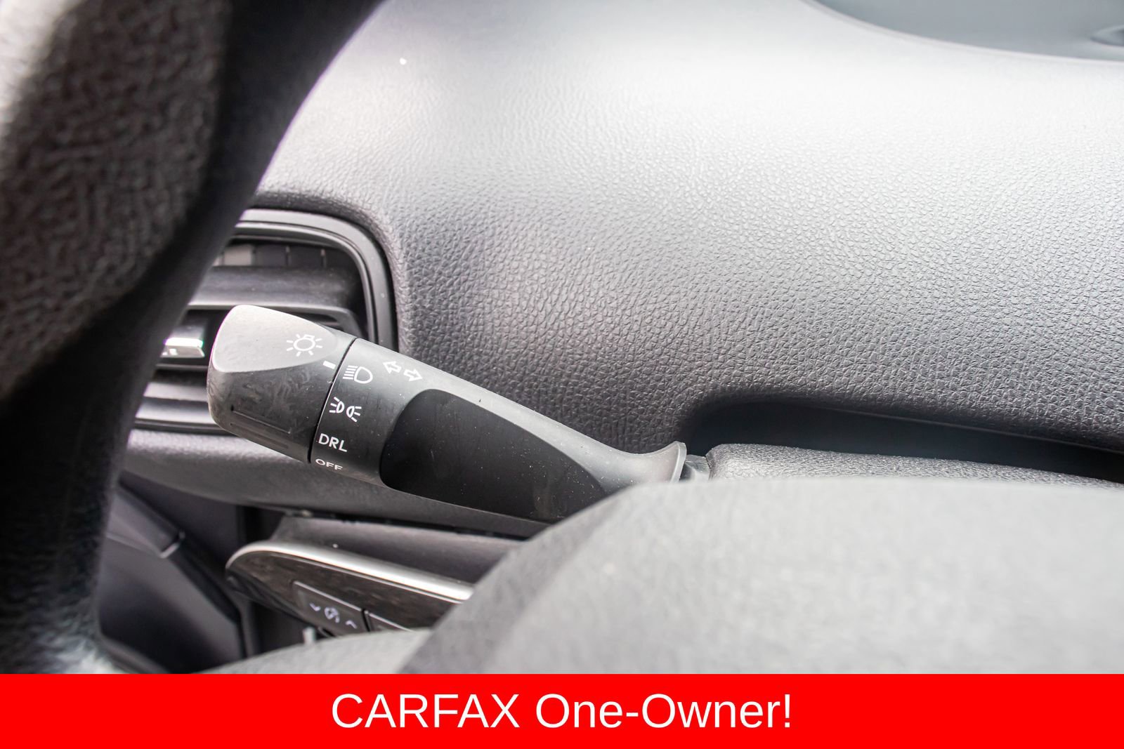 Used 2022 Toyota Prius LE image 19