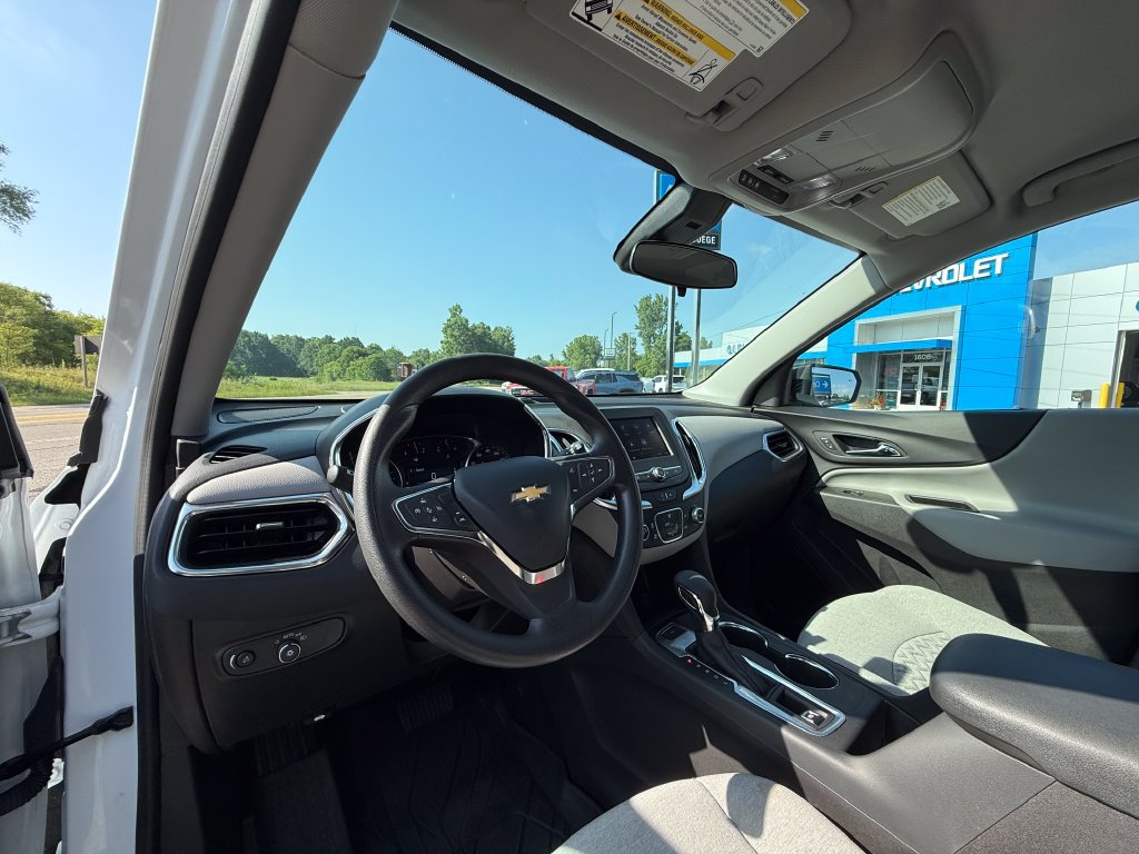 Certified 2024 Chevrolet Equinox LS w/ LS Convenience Package AWD/4WD image 16